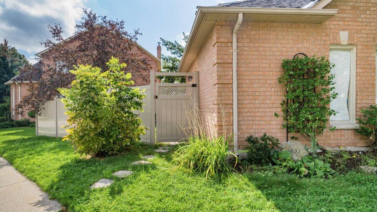 Photo of Outdoor in Lisgar