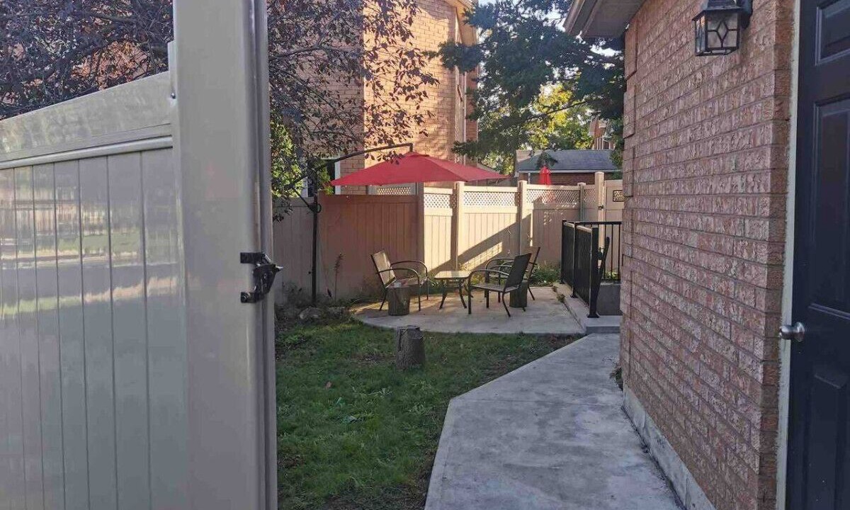 Photo of Outdoor in Lisgar