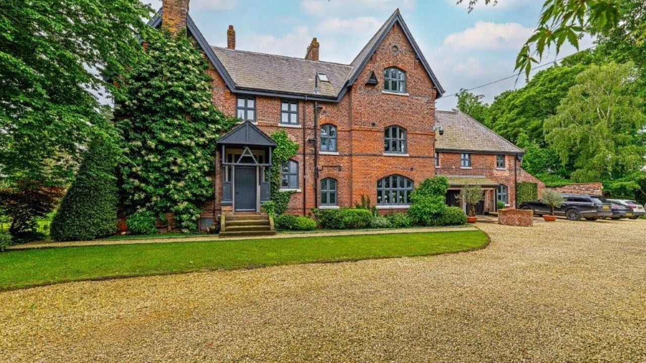 Photo of Outdoor in High Legh