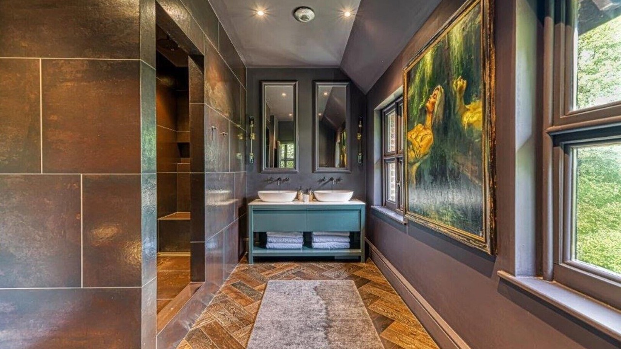 Photo of Bathroom in High Legh