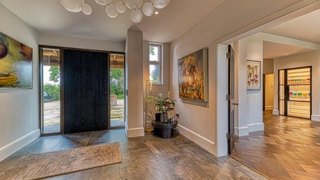 Photo of Others in High Legh