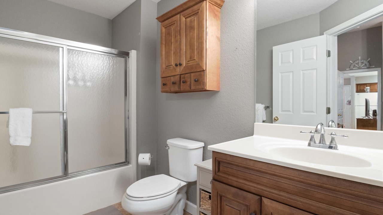 Photo of Bathroom in Lakeland