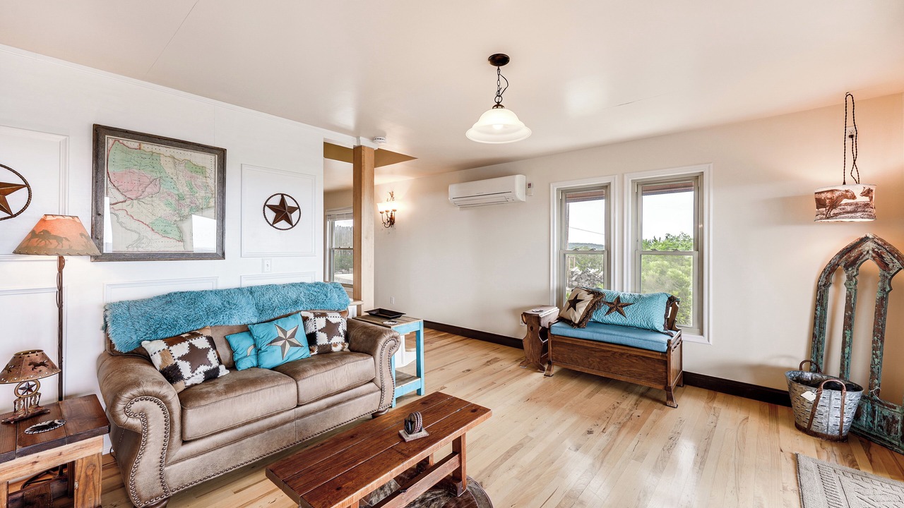 Photo of Bedroom in Leakey