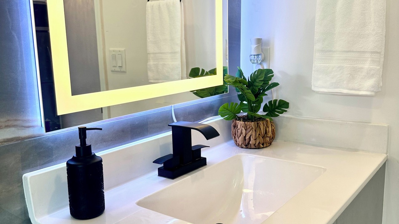 Photo of Bathroom in Ludlam