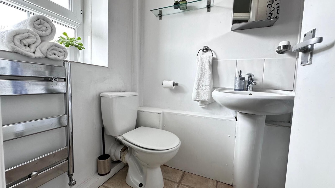 Photo of Bathroom in Chaucer