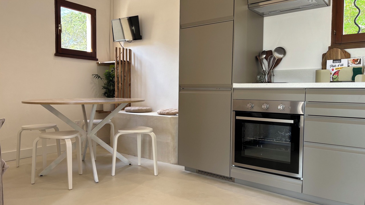 Photo of Kitchen in Saint-Martin-d'Ardeche