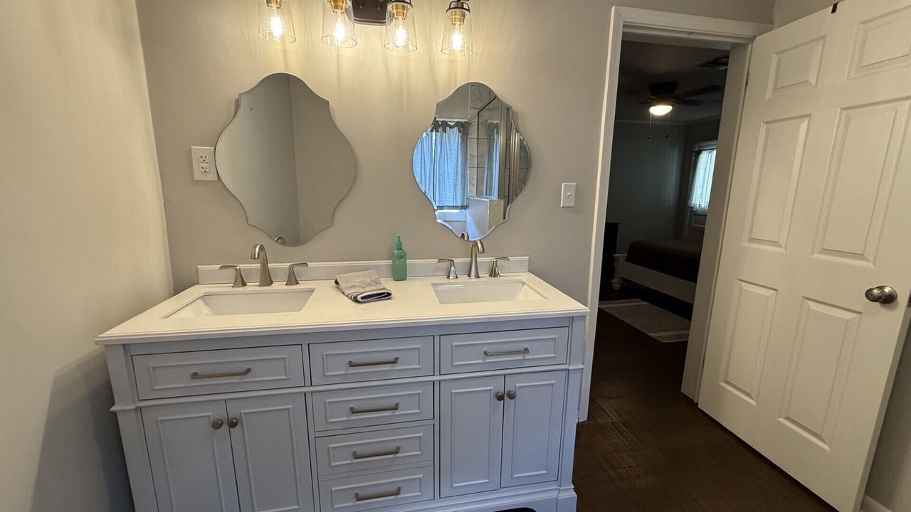 Photo of Bathroom in Scott