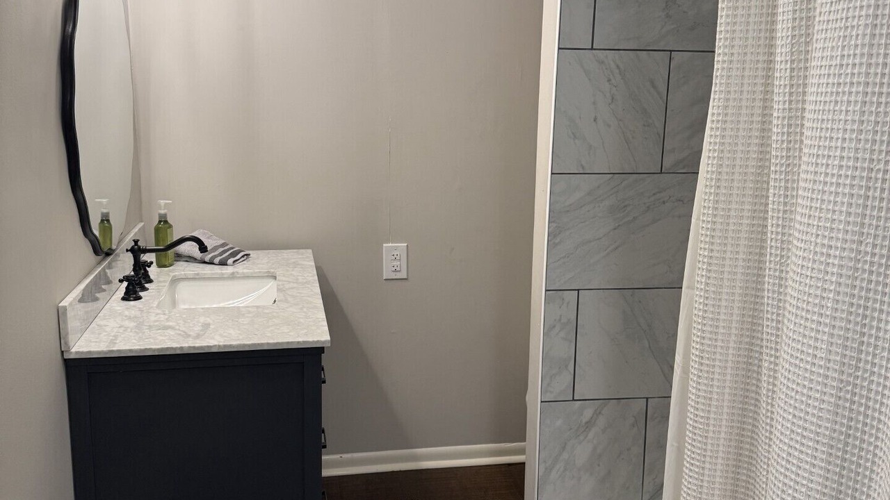 Photo of Bathroom in Scott