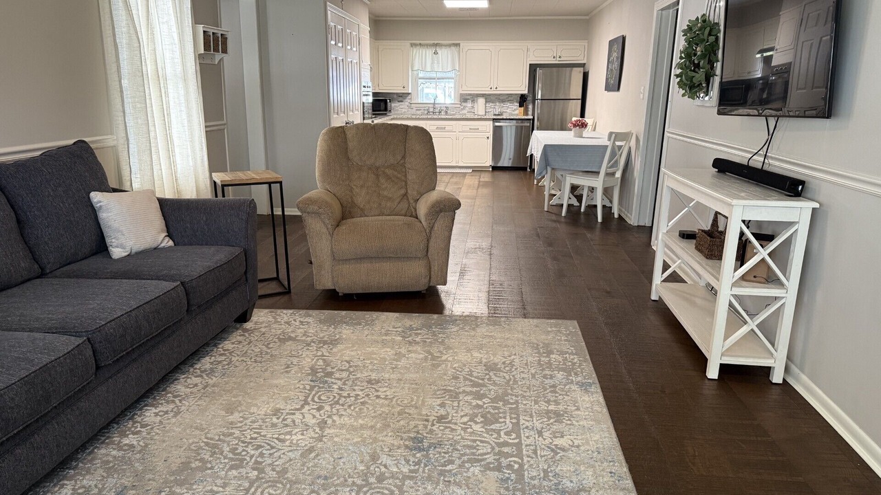 Photo of Livingroom in Scott