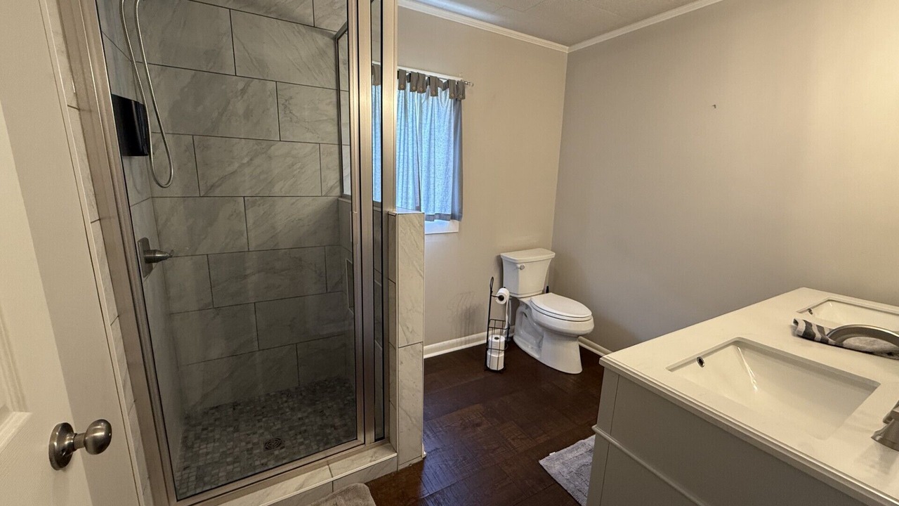 Photo of Bathroom in Scott