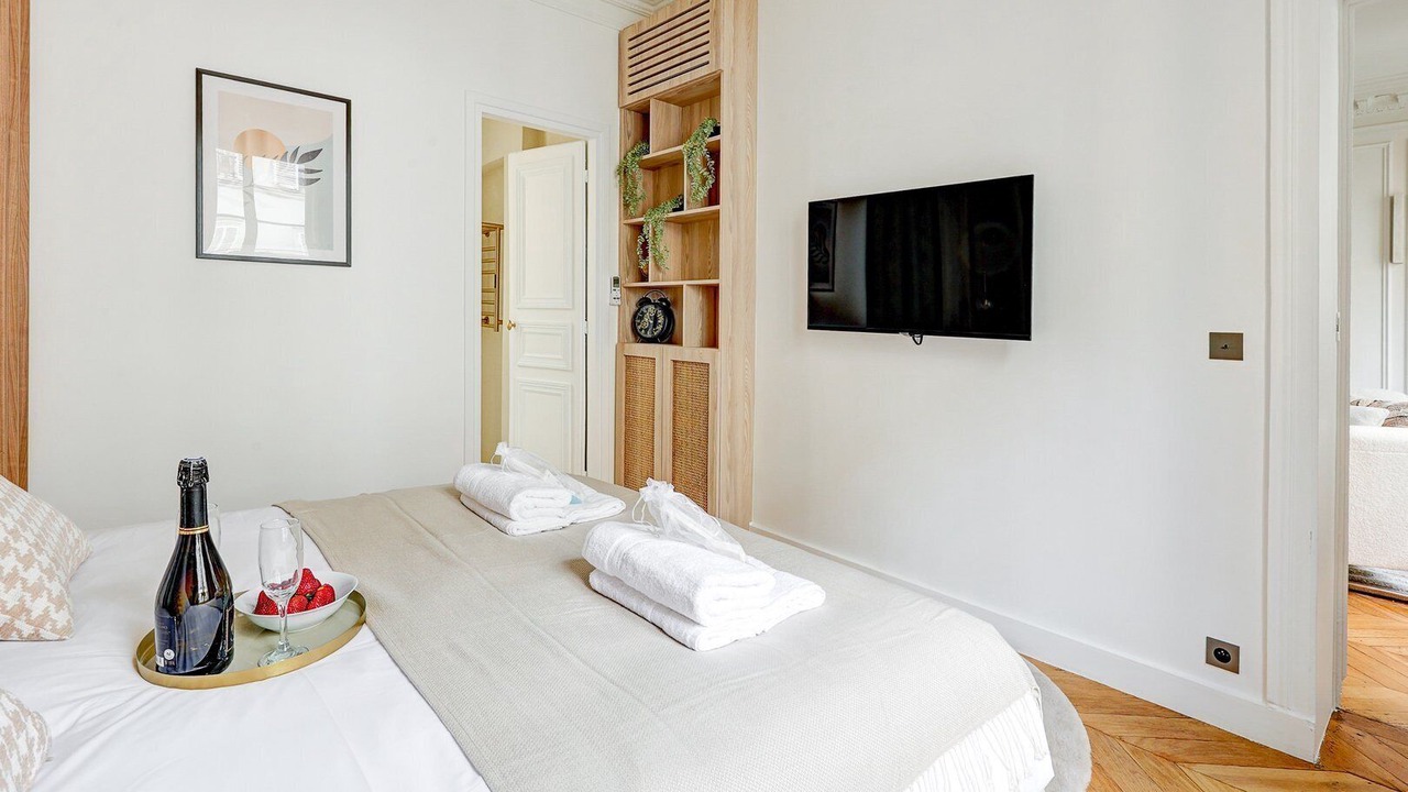 Photo of Bedroom in Madeleine