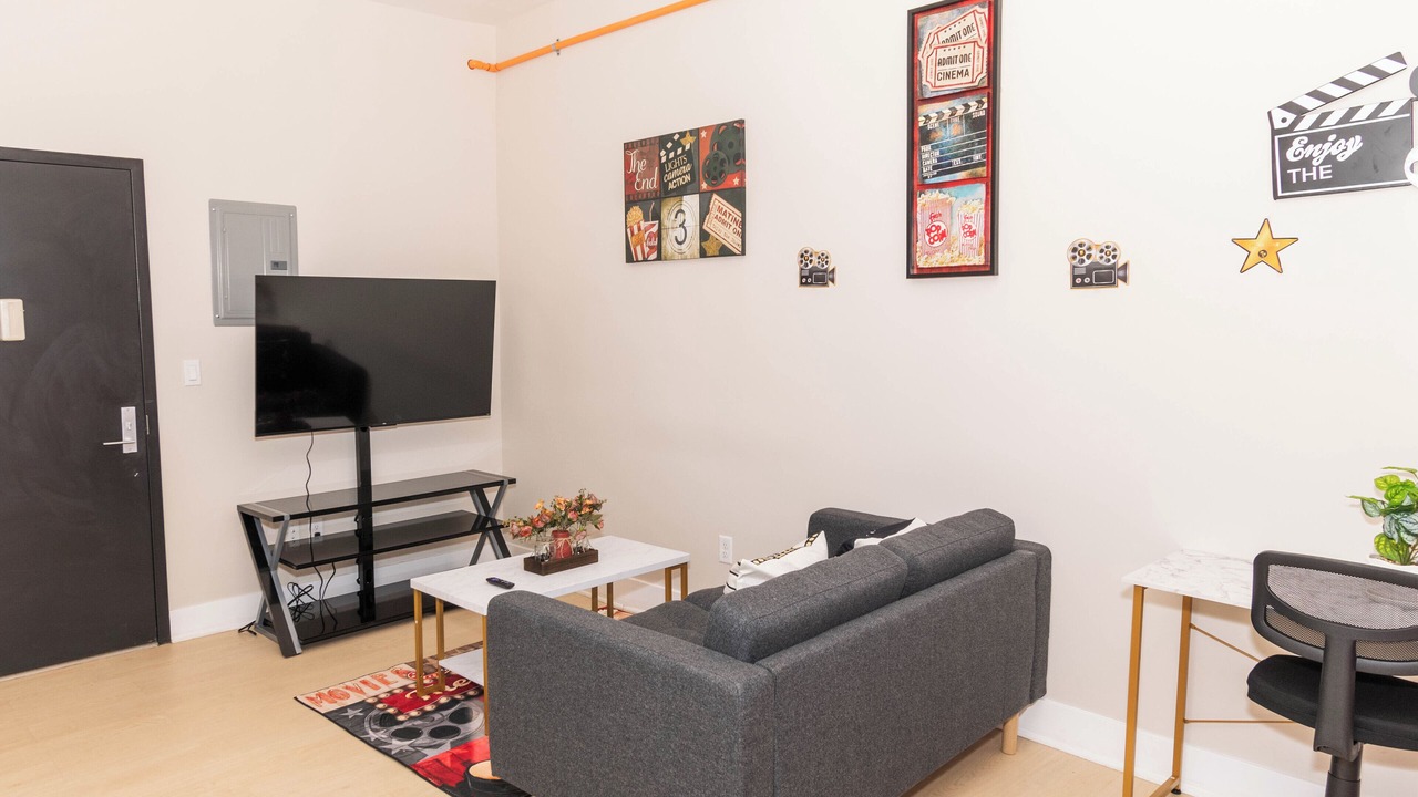 Photo of Livingroom in Albany