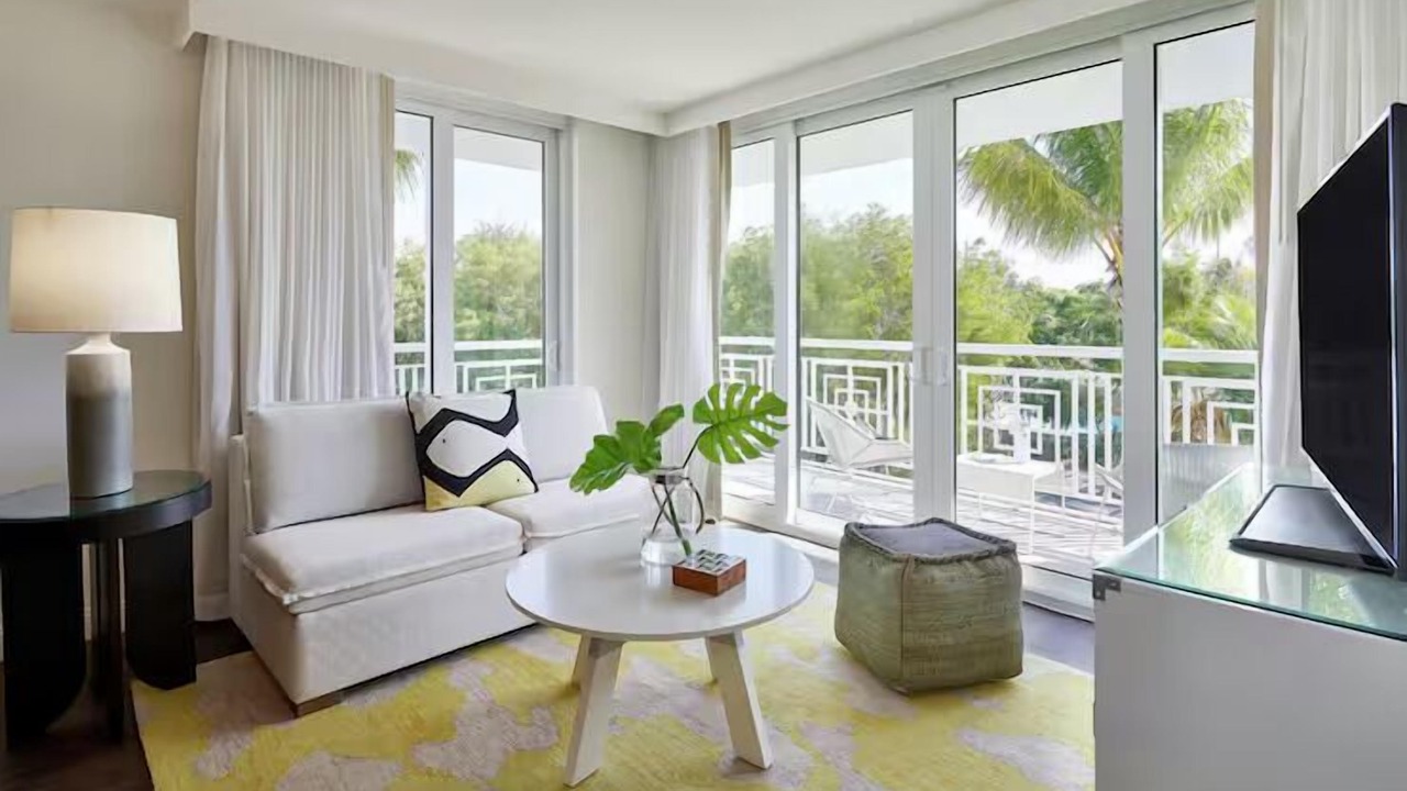 Photo of Livingroom in Rock Harbor
