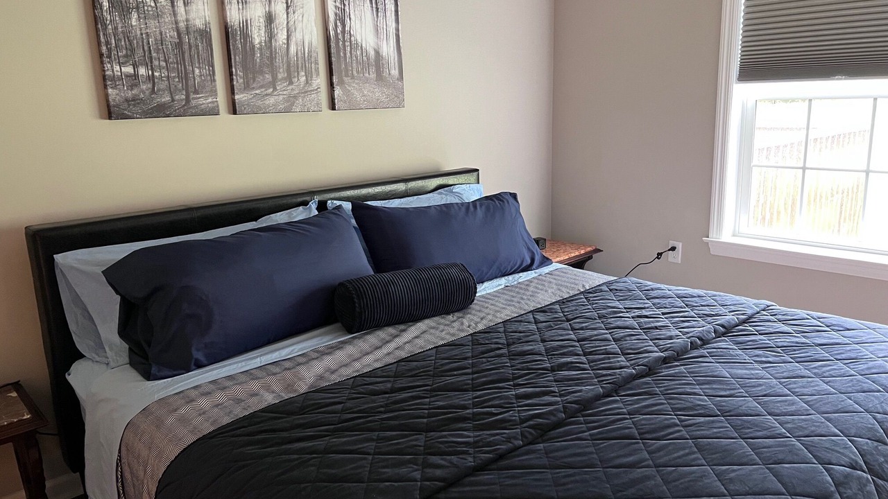 Photo of Bedroom in Bellefonte
