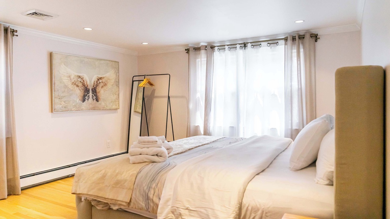 Photo of Bedroom in Wayland