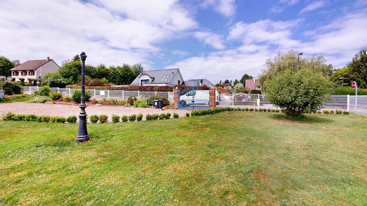 Photo of Others in Fontenay
