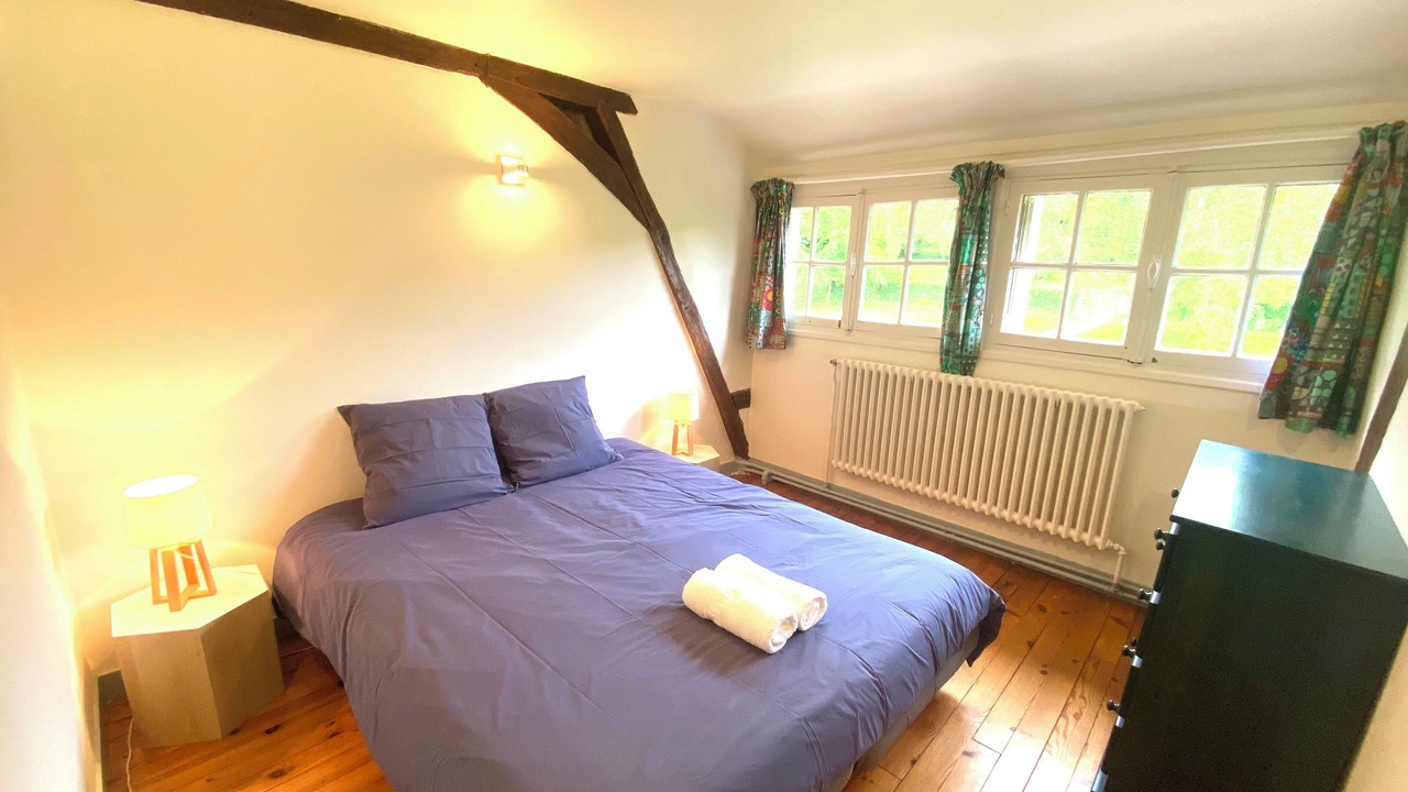 Photo of Bedroom in Villedieu-les-Bailleul