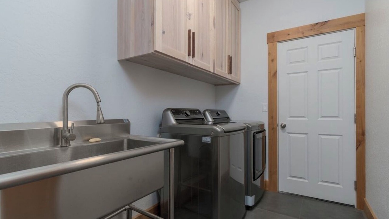 Photo of Others in Cascadia