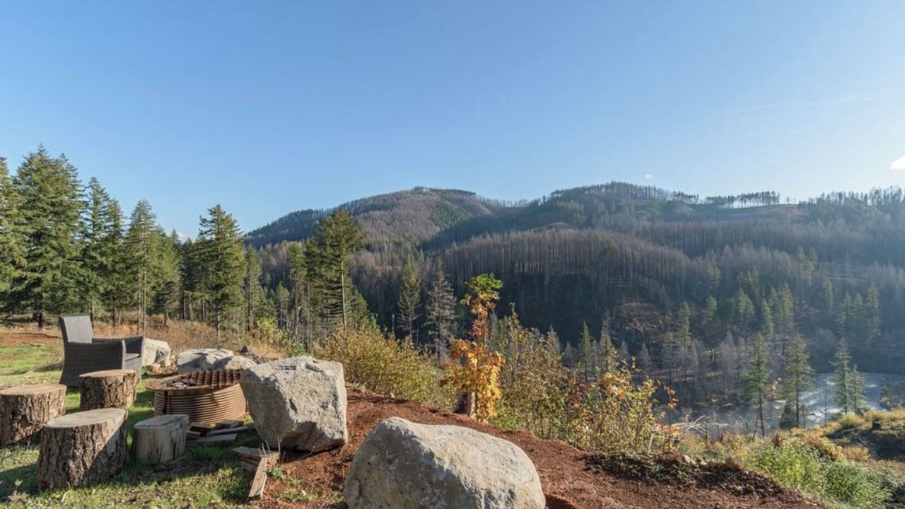 Photo of Outdoor in Cascadia