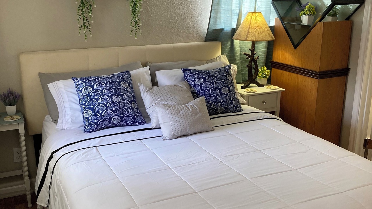 Photo of Bedroom in Whitney