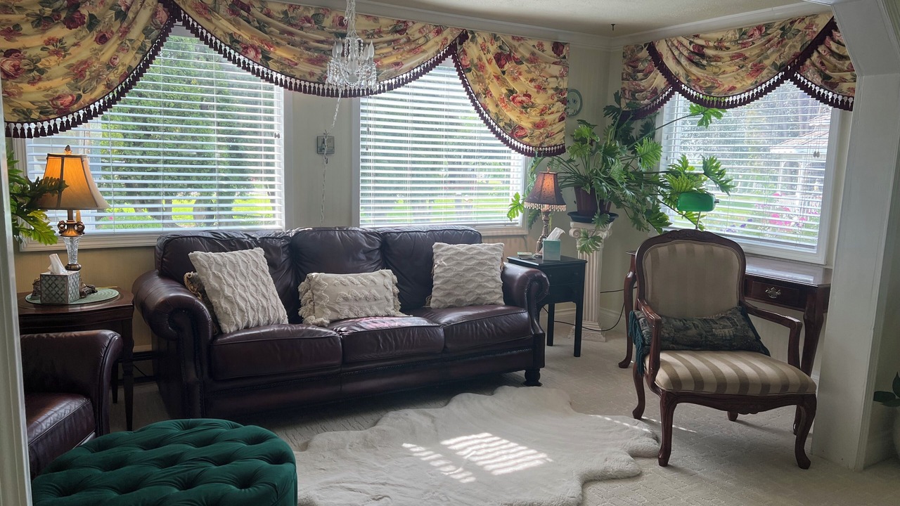 Photo of Livingroom in Grandview