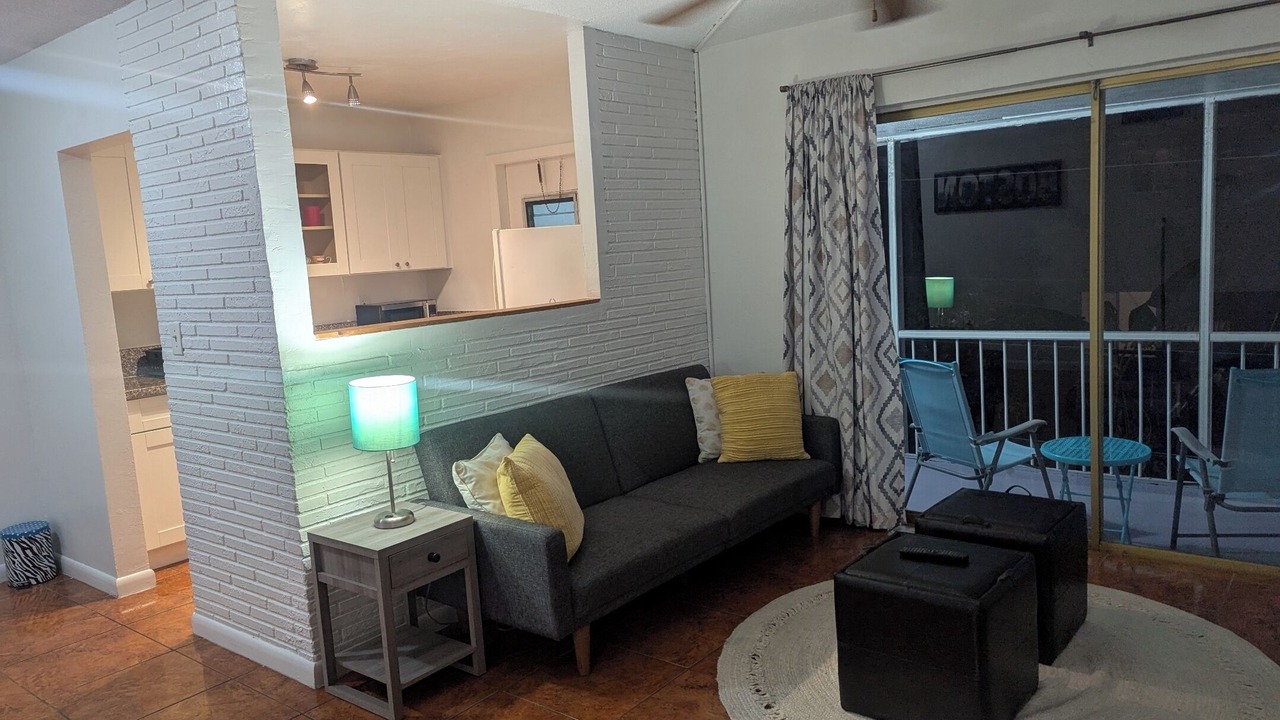 Photo of Livingroom in Miami Gardens
