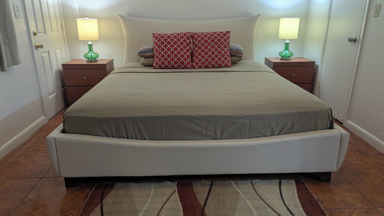 Photo of Bedroom in Miami Gardens