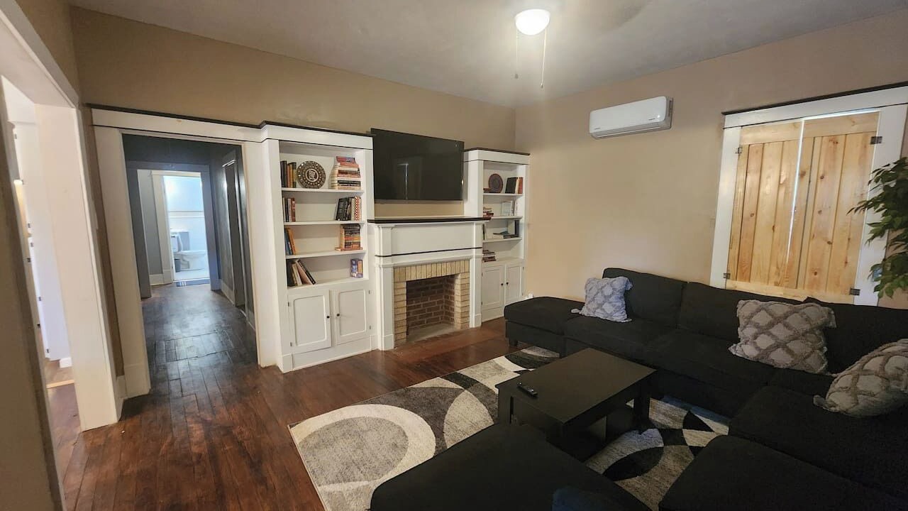 Photo of Livingroom in Marksville