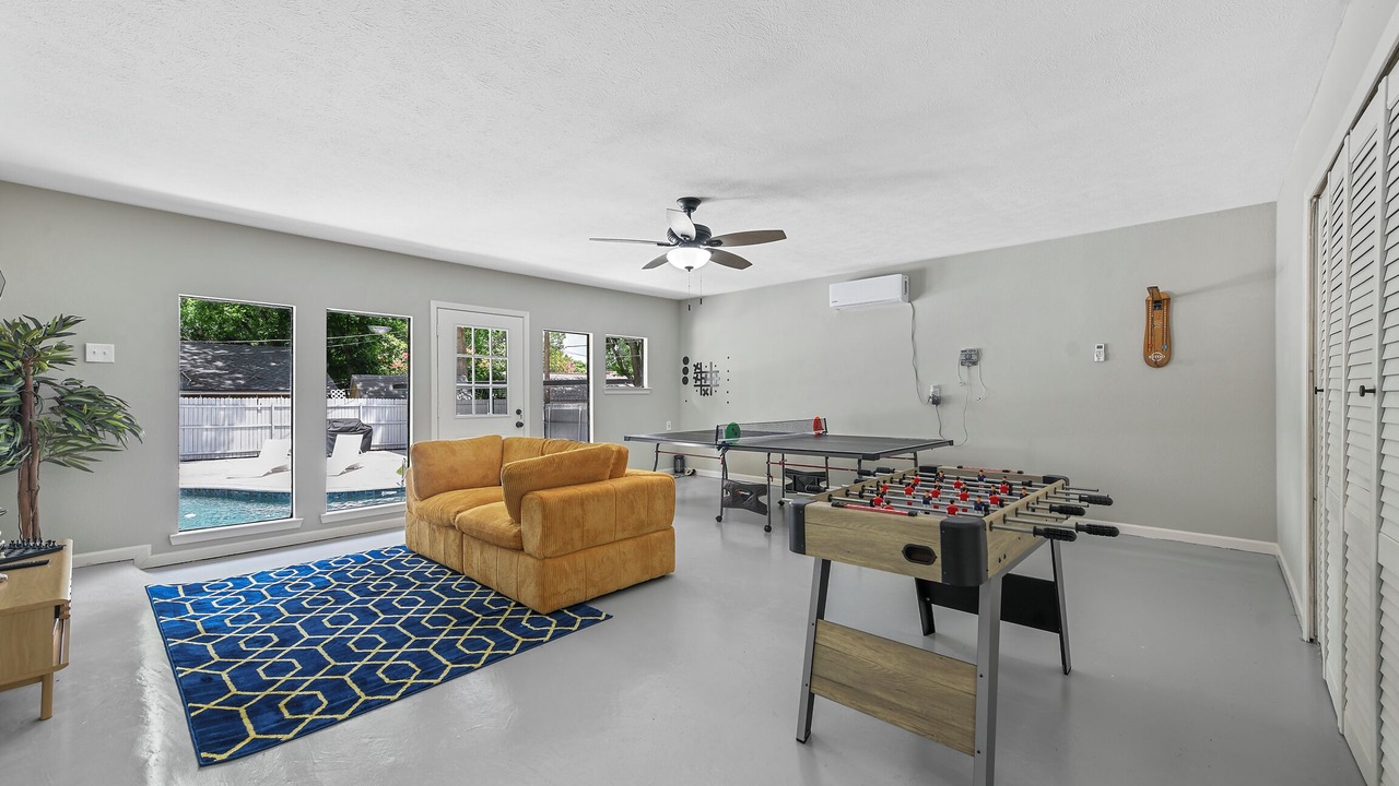 Photo of Bedroom in Grand Prairie