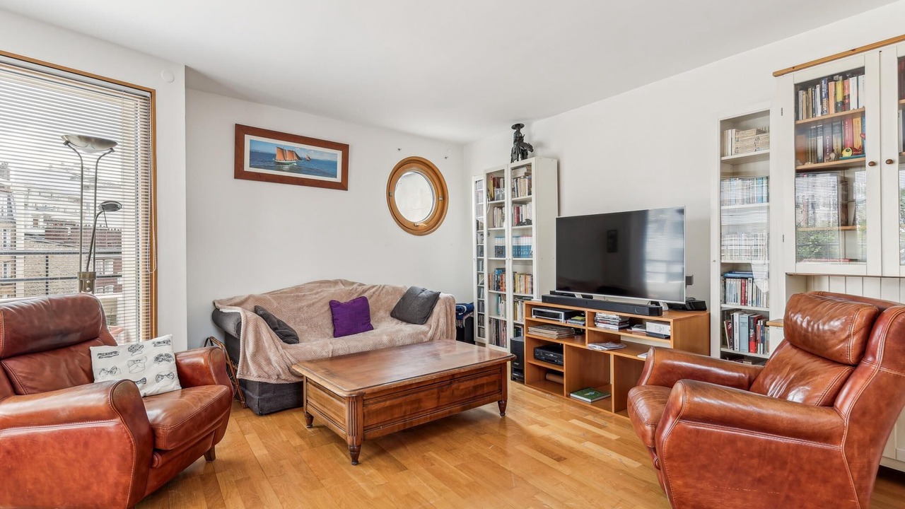 Photo of Livingroom in Saint-Lambert