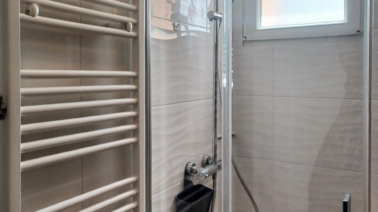 Photo of Bathroom in Lessay