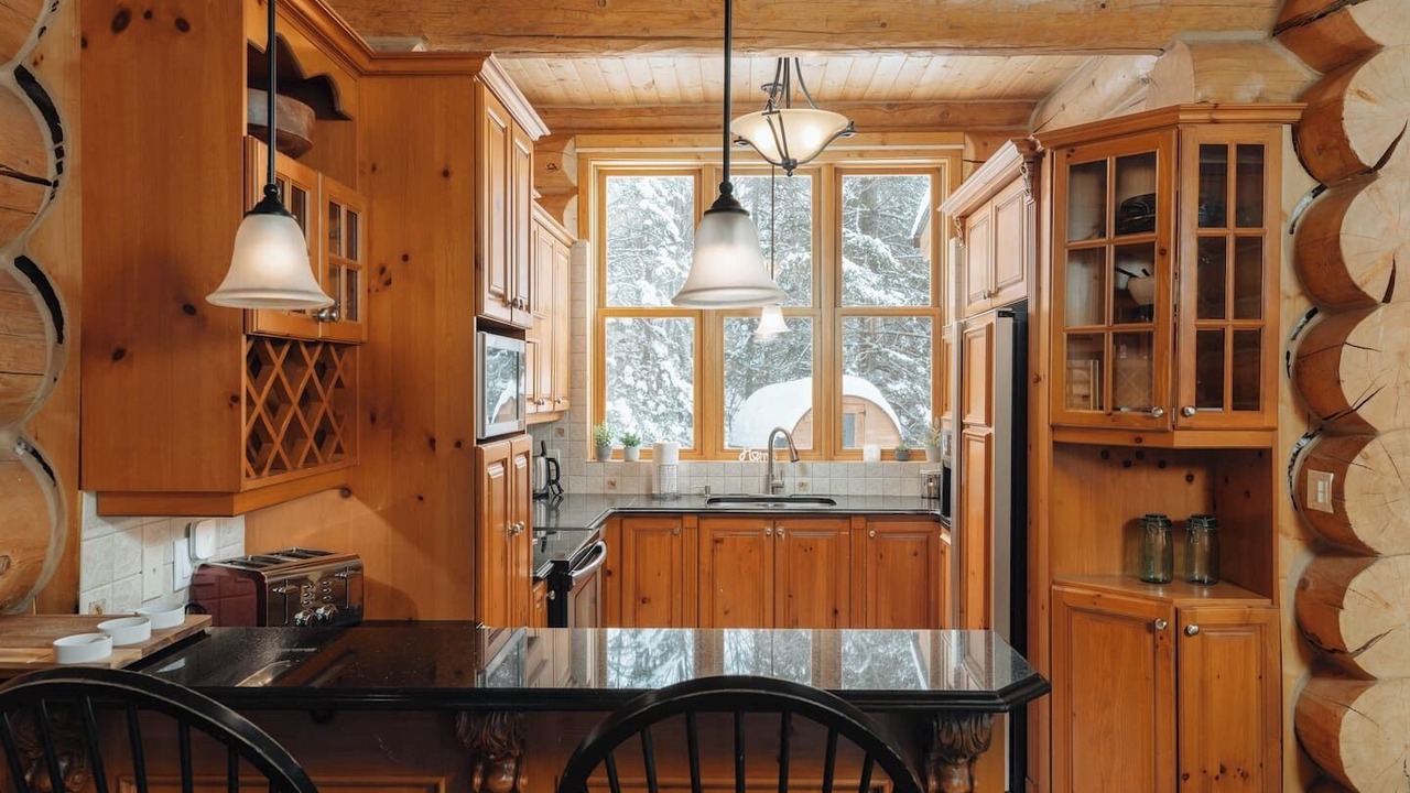 Photo of Kitchen in Mille-Isles