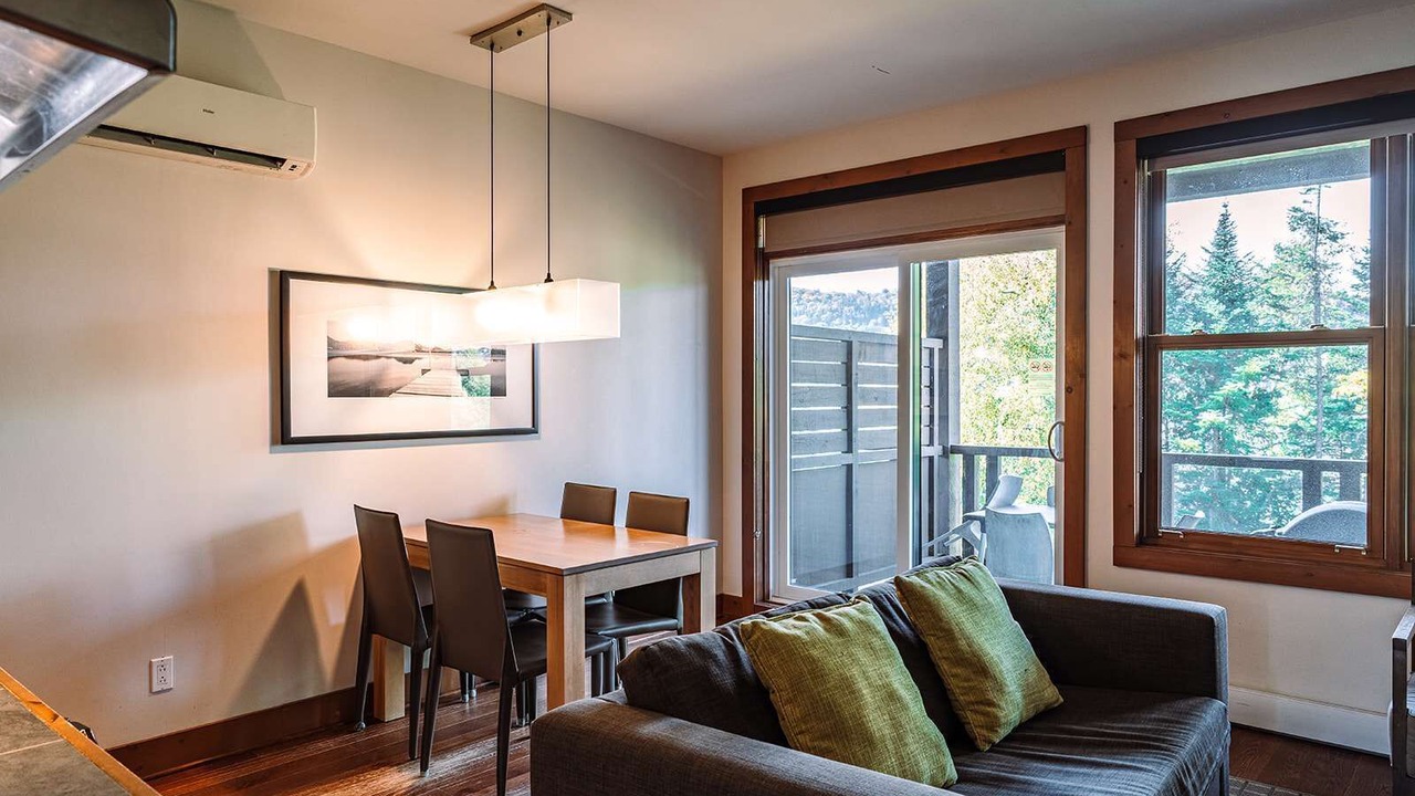 Photo of Livingroom in Lac Superieur Village