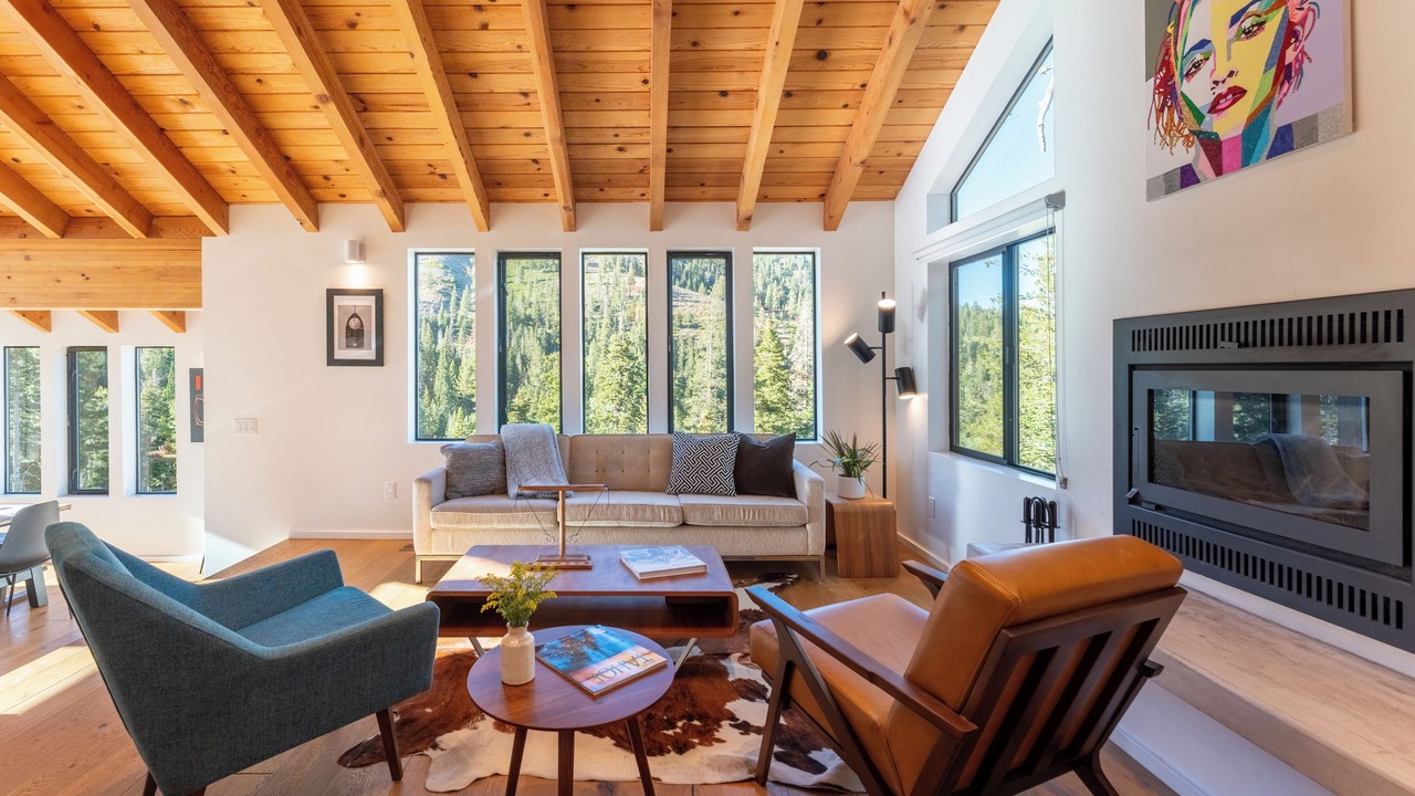 Photo of Livingroom in Olympic Valley