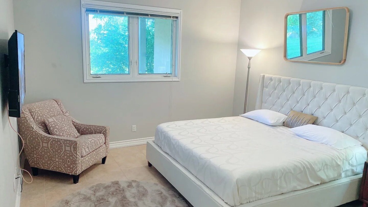 Photo of Bedroom in Nobleton
