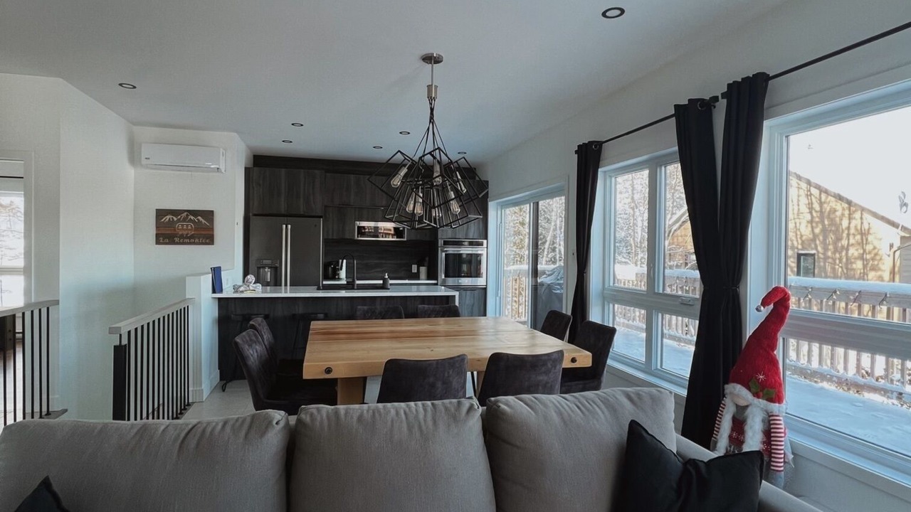 Photo of Livingroom in Saint Come