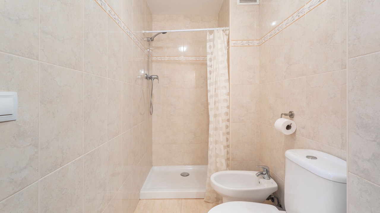 Photo of Bathroom in Benafer