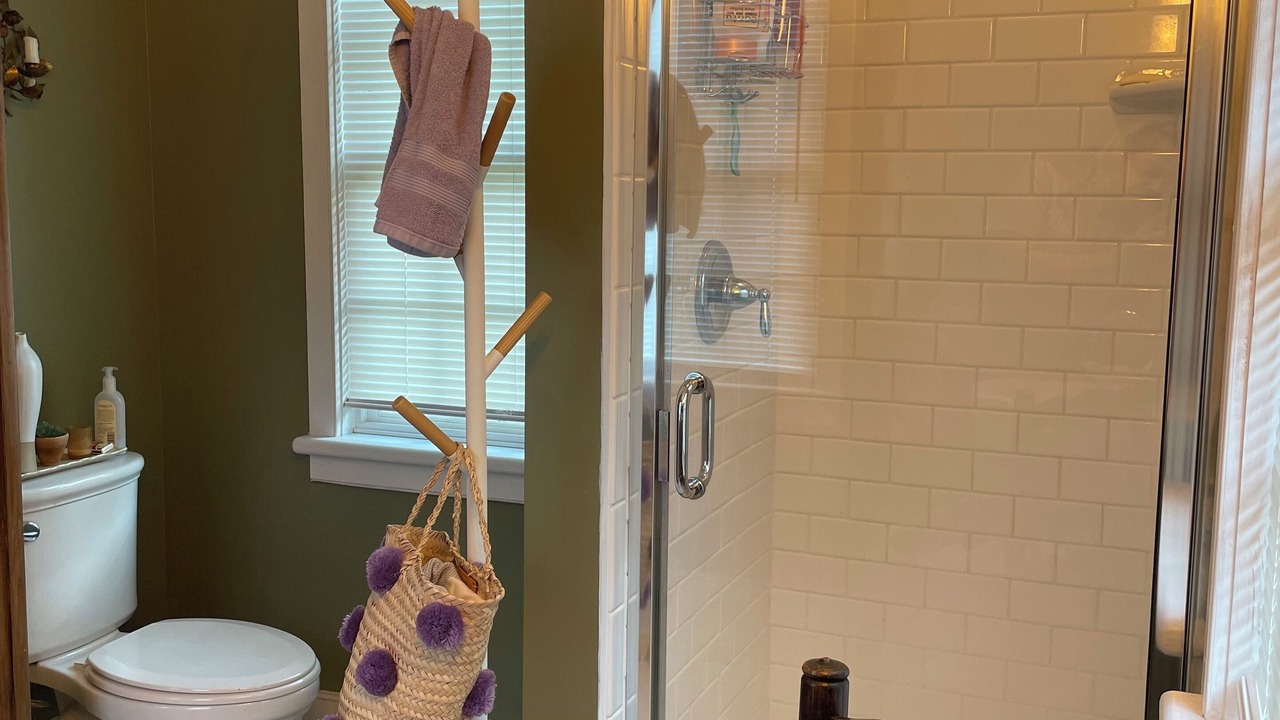 Photo of Bathroom in Historic District
