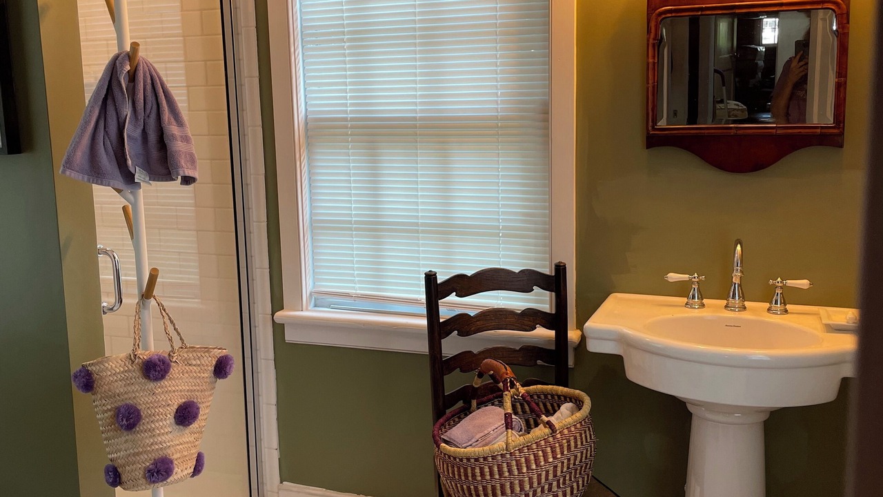 Photo of Bathroom in Historic District