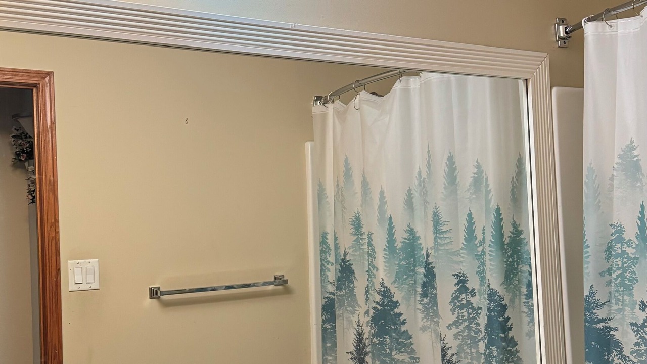 Photo of Bathroom in Fort Gary