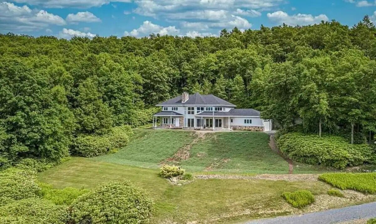 Photo of Outdoor in Aquashicola