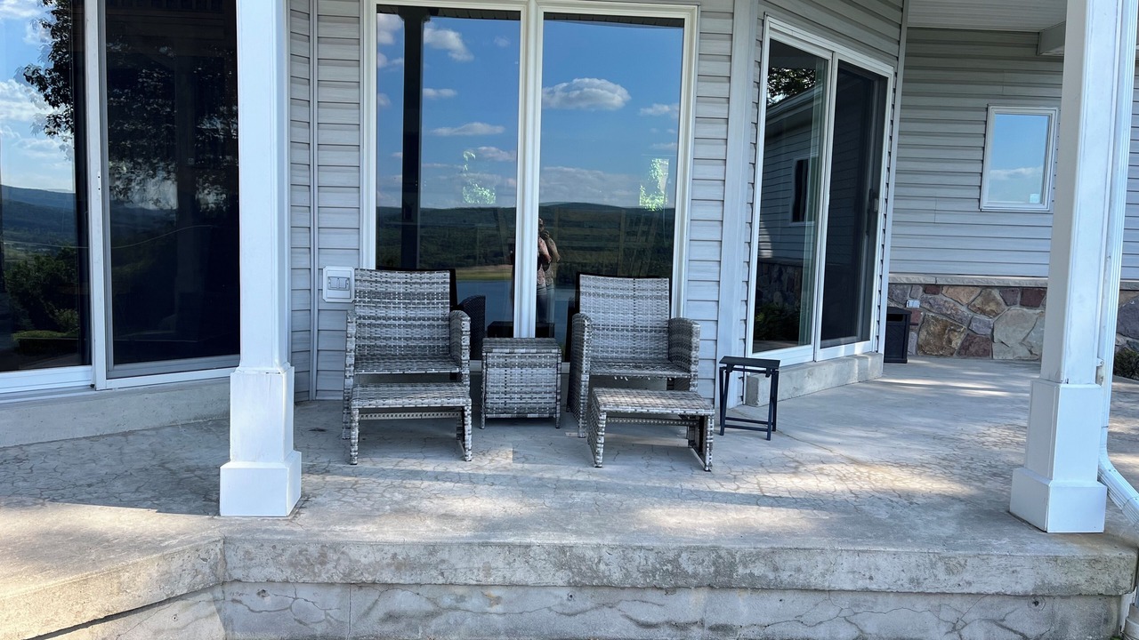 Photo of Patio Balcony in Aquashicola