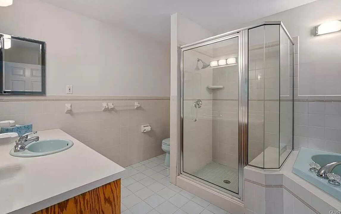 Photo of Others in Aquashicola