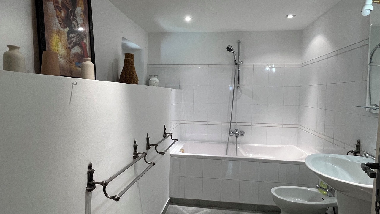 Photo of Bathroom in Saint-Florent-sur-Auzonnet