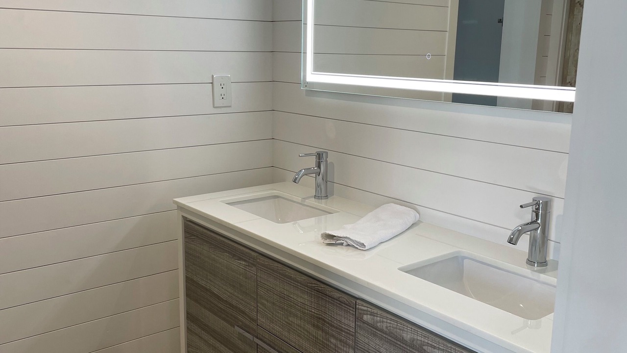 Photo of Bathroom in Sawgrass