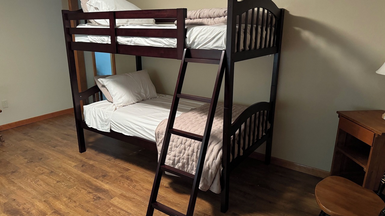 Photo of Bedroom in Elgin