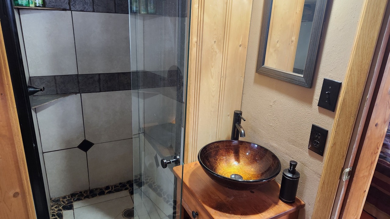 Photo of Bathroom in Twin Lakes
