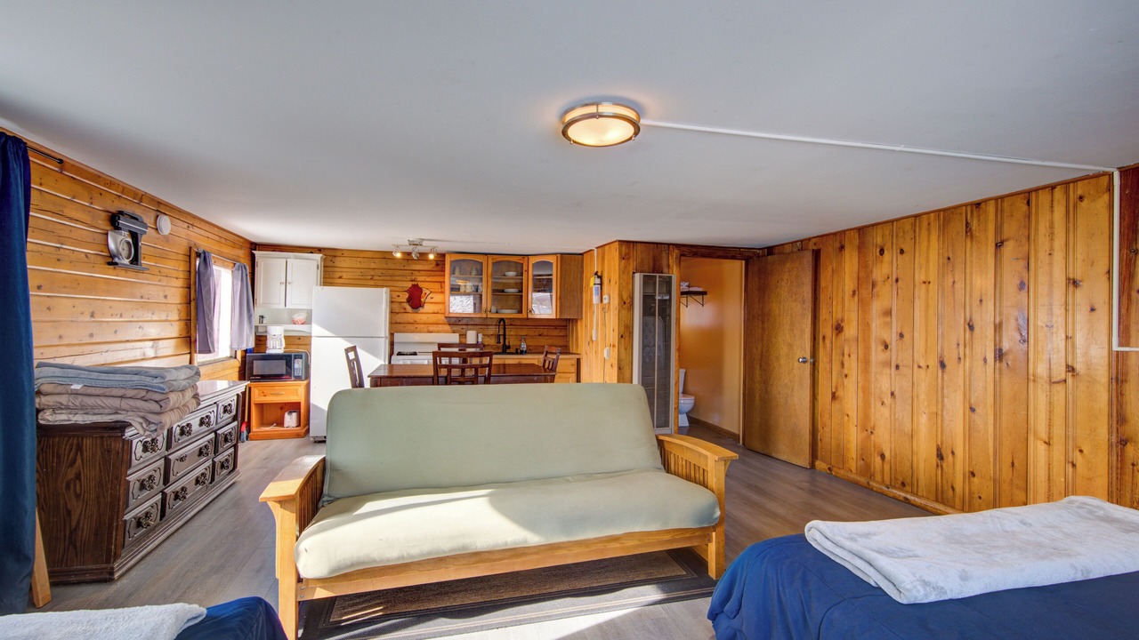 Photo of Livingroom in Twin Lakes