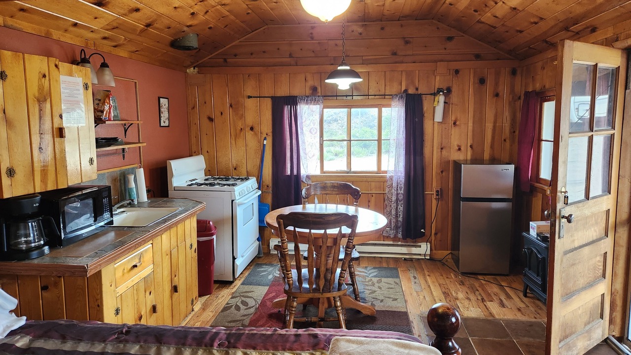 Photo of Bedroom in Twin Lakes