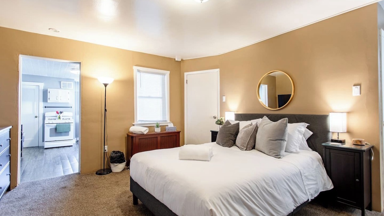 Photo of Others in South Side Slopes